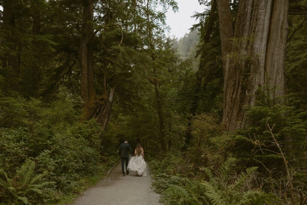 Sentimental Arch Cape Elopement on the Oregon Coast